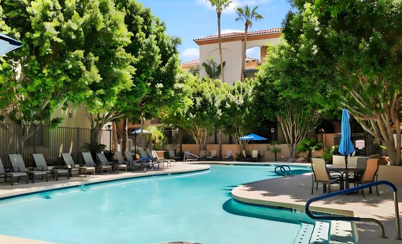 Biltmore Bliss Desert Retreat! Phoenix Exterior photo